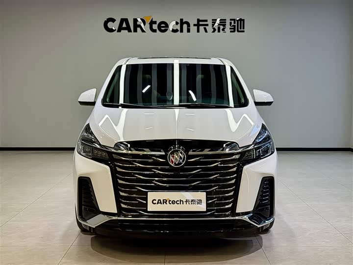 Фото 2 - Buick GL8 ES