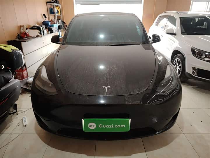 Фото 3 - Tesla Model Y