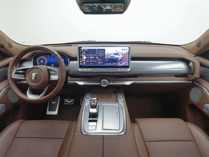 Фото 5 - Tank 700 Hybrid