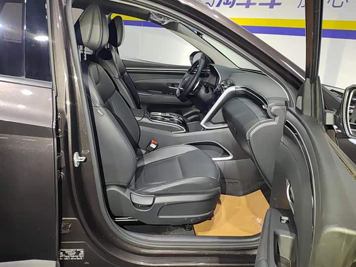 Фото 8 - Hyundai Tucson L