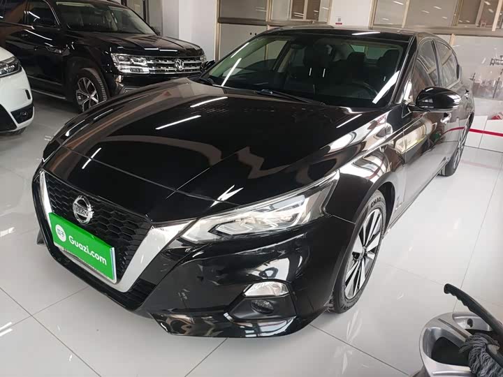 Фото 2 - Nissan Teana