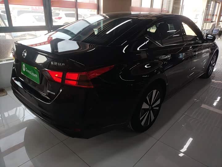 Фото 7 - Nissan Teana