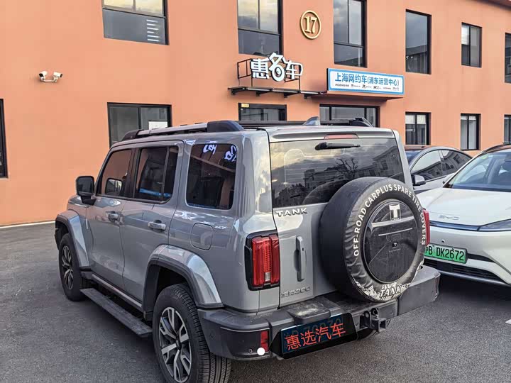 Фото 9 - Tank 300