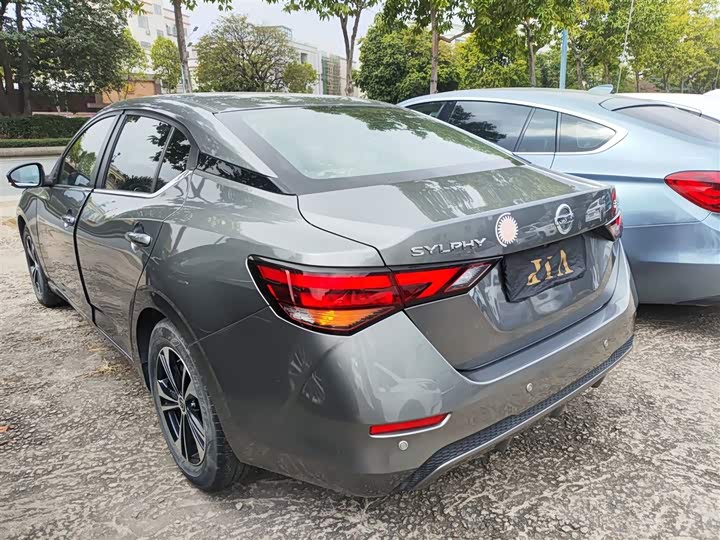 Фото 5 - Nissan Sylphy