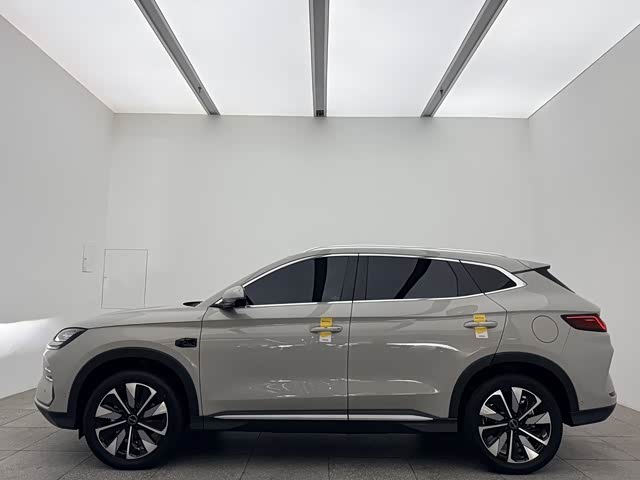 Фото 8 - BYD Song Plus Hybrid/EV