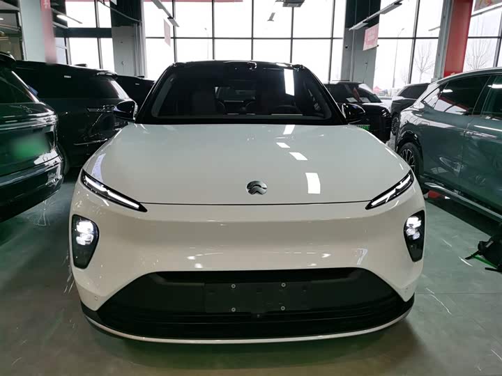 Фото 3 - Nio ES8