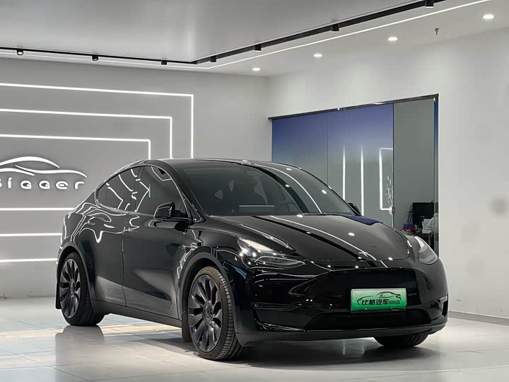 Фото 3 - Tesla Model Y