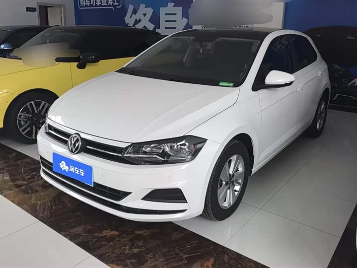 Фото 1 - Volkswagen Polo