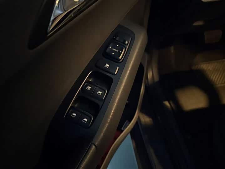 Фото 7 - Hyundai ix35 (Mufasa)