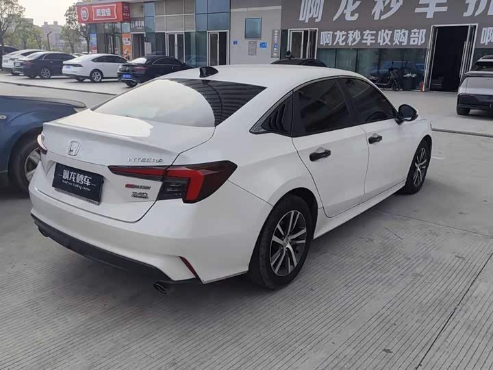 Фото 6 - Honda Integra