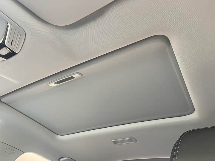 Фото 7 - Geely Emgrand