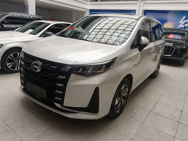 Фото 2 - GAC Trumpchi M6