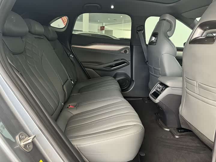 Фото 8 - BYD Song L