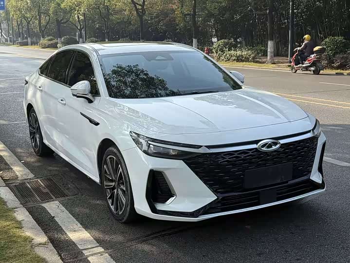 Фото 3 - Chery Arrizo 8