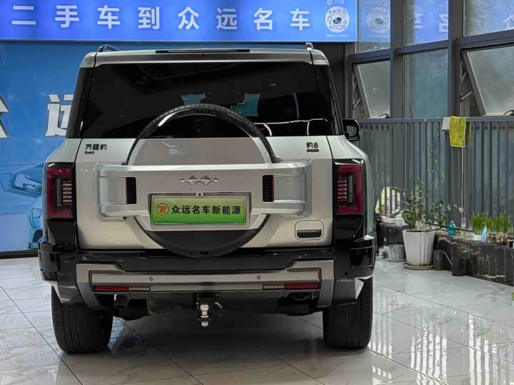 Фото 4 - BYD FangChengBao Leopard 8