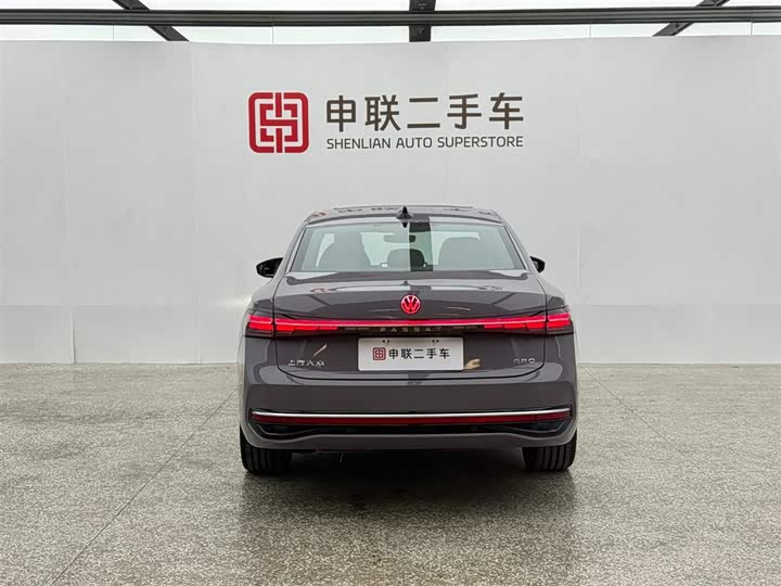 Фото 2 - Volkswagen Passat