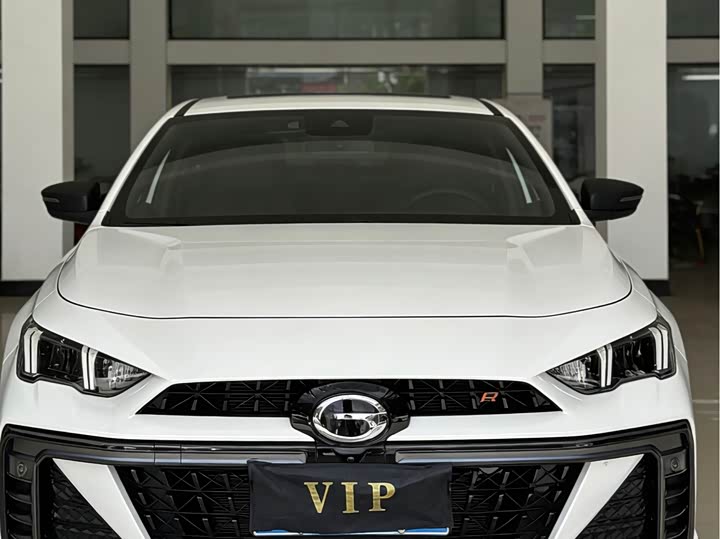 Фото 2 - GAC Trumpchi Empow R