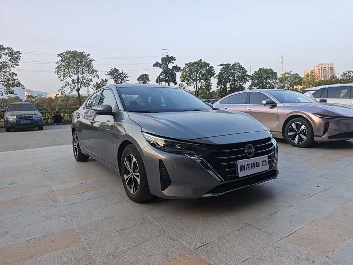 Фото 3 - Nissan Sylphy