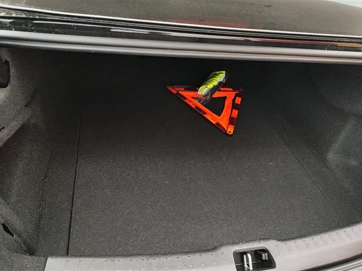 Фото 4 - Volvo S90