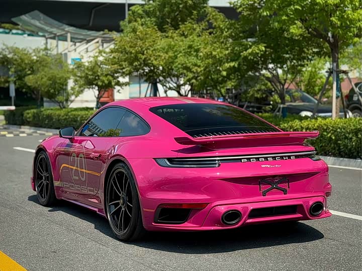 Фото 4 - Porsche 911