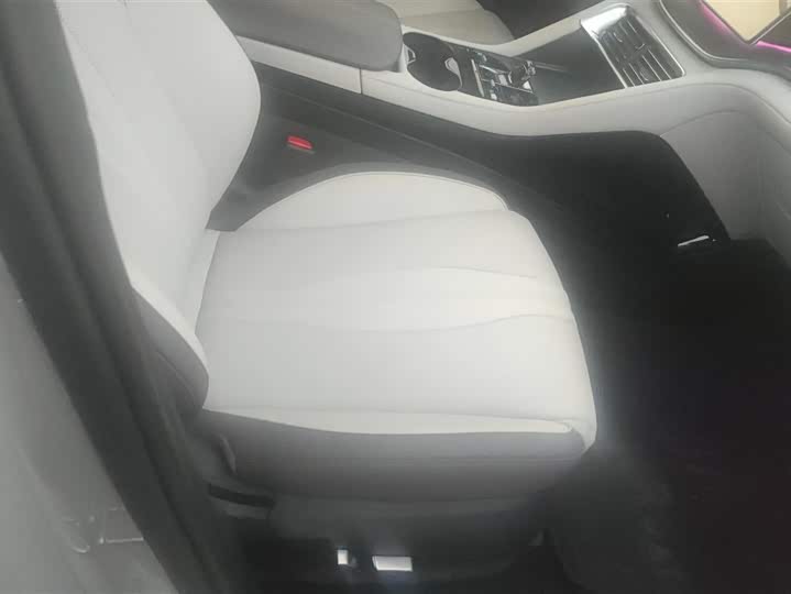 Фото 8 - BYD Song Plus Hybrid/EV