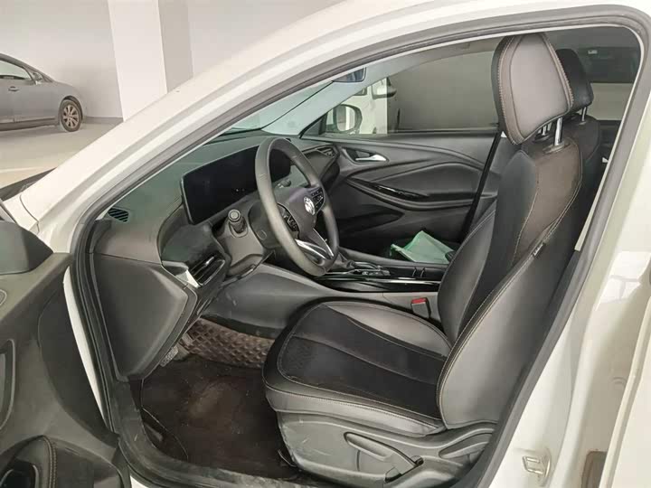 Фото 8 - Buick Verano