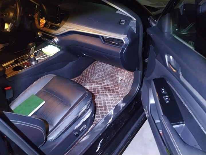 Фото 8 - Nissan Teana