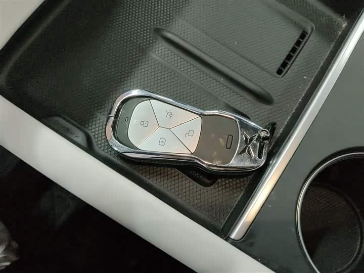 Фото 9 - XPeng G6