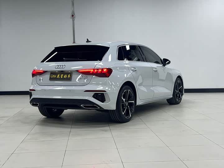 Фото 5 - Audi A3