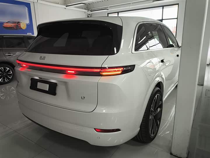 Фото 7 - LiXiang L7