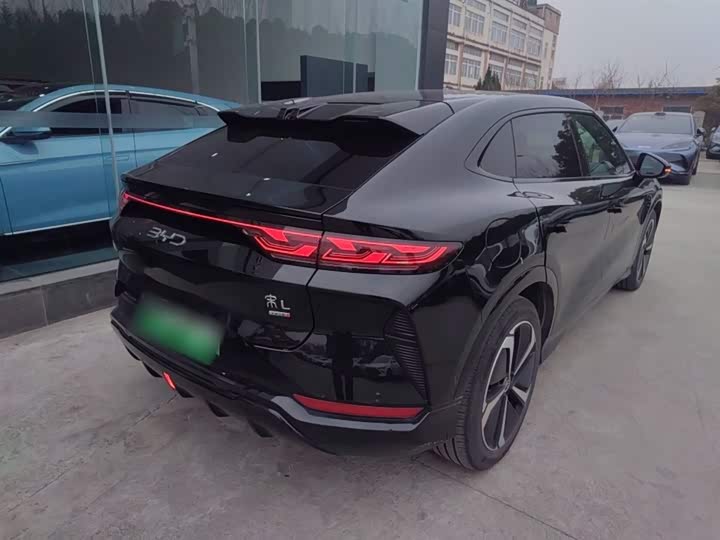 Фото 7 - BYD Song L