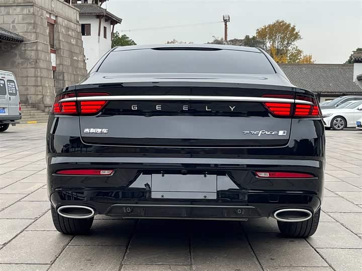 Фото 5 - Geely Preface