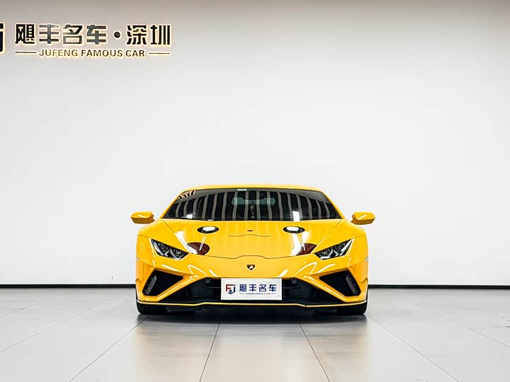 Фото 2 - Lamborghini Huracán