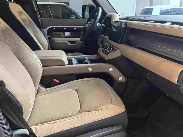 Фото 6 - Land Rover Defender