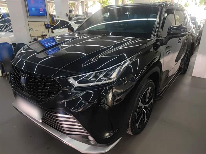 Фото 2 - Toyota Crown Kluger