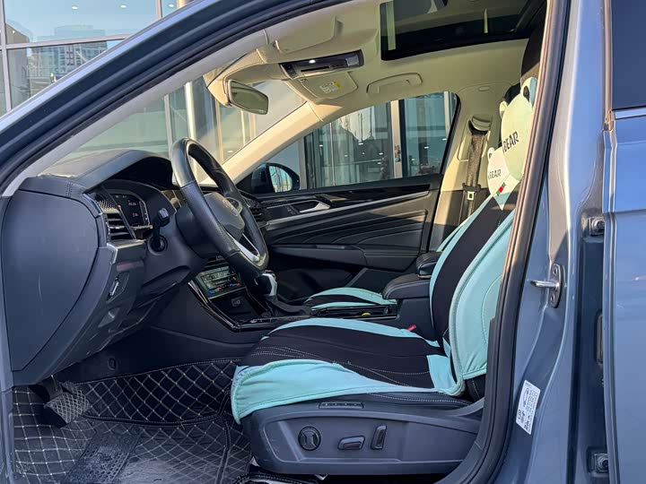 Фото 4 - Volkswagen Passat