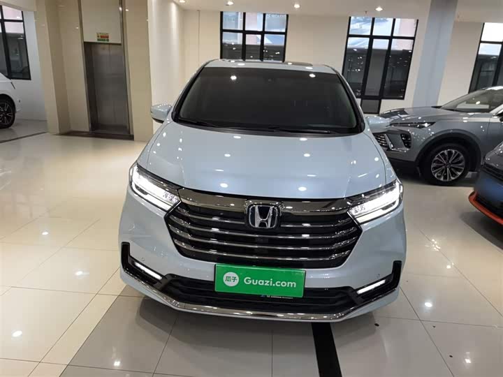 Фото 3 - Honda Odyssey