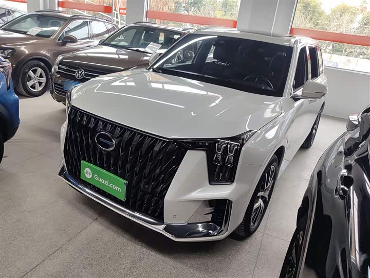 Фото 2 - GAC Trumpchi GS8