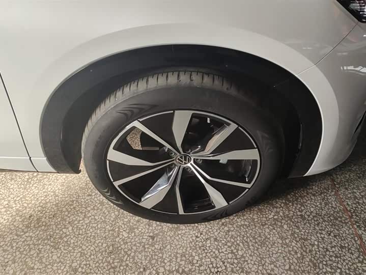 Фото 6 - Volkswagen Tavendor