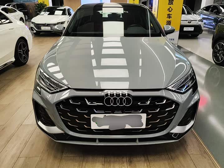 Фото 2 - Audi A3