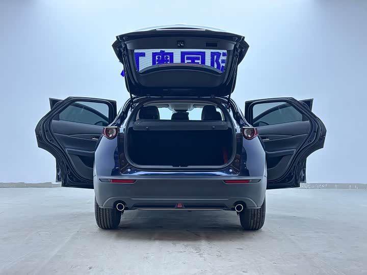 Фото 7 - Mazda CX-30