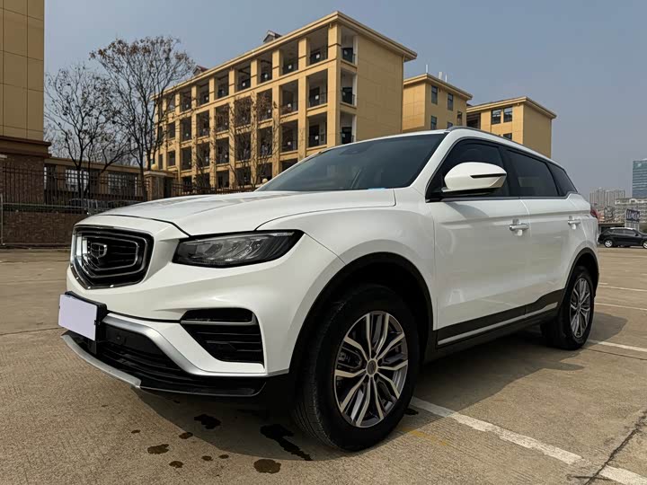 Фото 1 - Geely Atlas