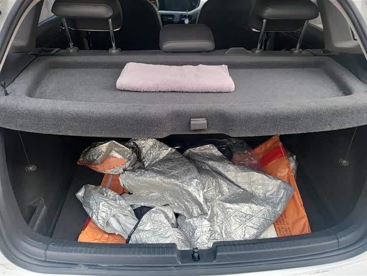 Фото 4 - Volkswagen Polo