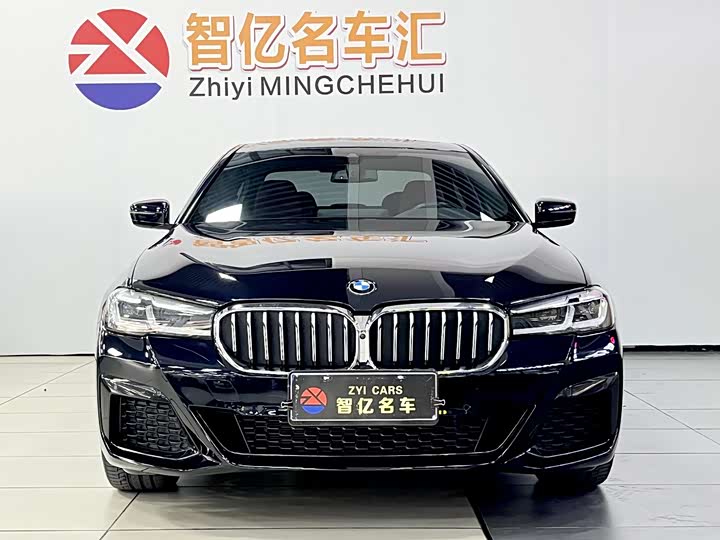 Фото 2 - BMW 5 Series