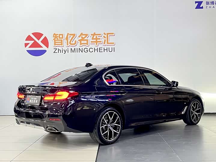 Фото 4 - BMW 5 Series