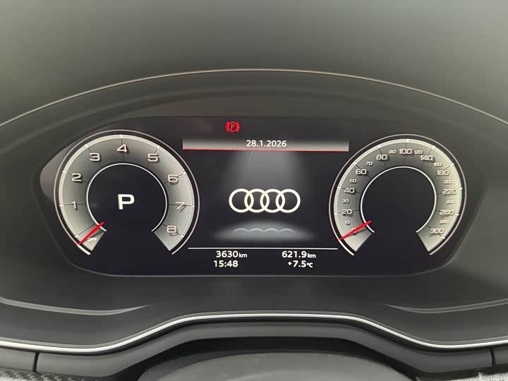 Фото 9 - Audi A4L