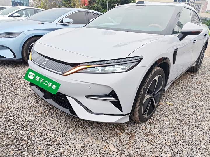 Фото 2 - BYD Song L