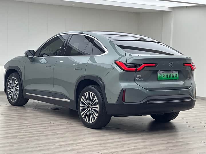 Фото 6 - Nio EC6