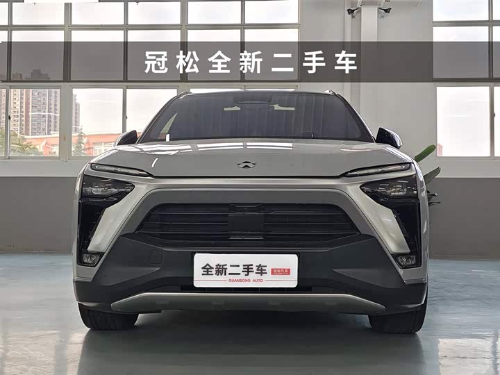 Фото 2 - Nio ES8