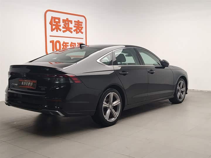 Фото 2 - Honda Accord